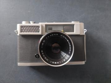 Konica S camera  beschikbaar voor biedingen