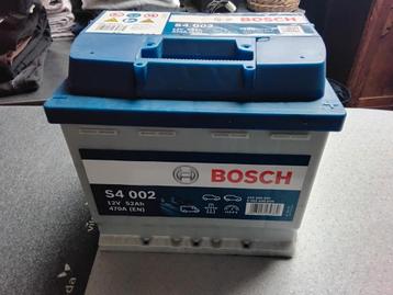 Bosch accu S4-002 12volt 52 Ampère  beschikbaar voor biedingen