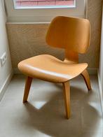 Vitra Eames LCW Lounge stoel plywood Essen naturel, Ophalen, Minder dan 75 cm, Zo goed als nieuw, 50 tot 75 cm