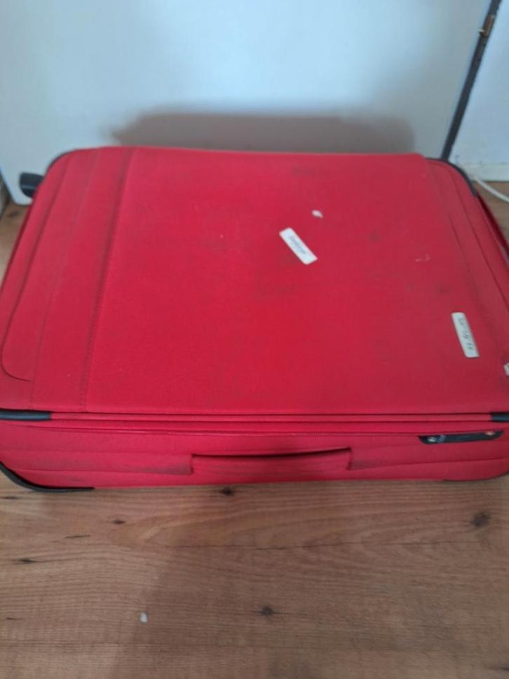 Rode samsonitw Koffer met Wieltjes, Sieraden, Tassen en Uiterlijk, Koffers, Gebruikt, Overige materialen, 60 tot 70 cm, 45 tot 55 cm