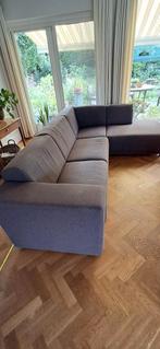 Ruime hoekbank in gebruikte staat  , met 1 slijtage plek, Ophalen, 250 tot 300 cm, Gebruikt, Hoekbank