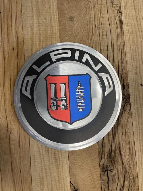 Reclamebord Alpina logo 40x40cm aluminium, Verzamelen, Merken en Reclamevoorwerpen, Nieuw, Reclamebord, Verzenden
