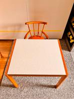 Vintage kindertafel met stoel, Kinderen en Baby's, Ophalen, Gebruikt, Tafel(s) en Stoel(en)