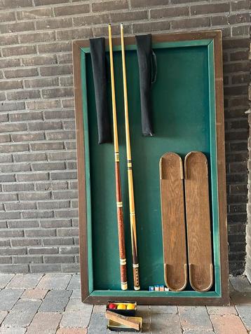 Oud bruin tafel biljart 144x80 cm beschikbaar voor biedingen