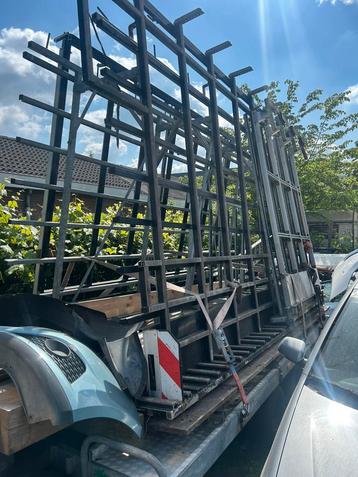 Glas resteel rekken  beschikbaar voor biedingen