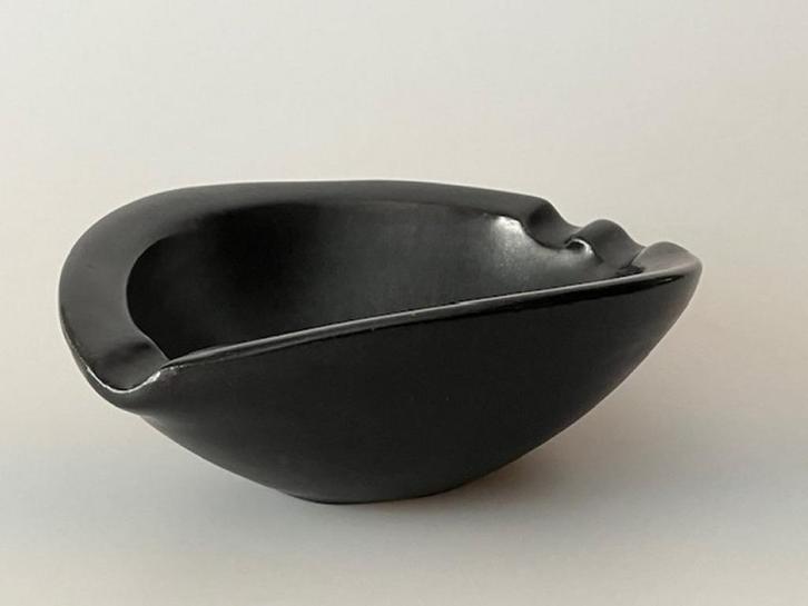 Mobach asbak zwart, Antiek en Kunst, Antiek | Keramiek en Aardewerk, Ophalen of Verzenden