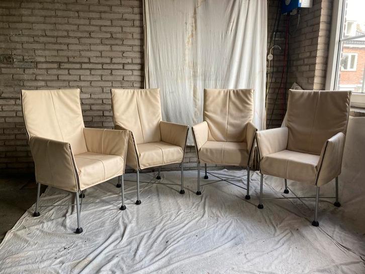 4 Originele Chaplin Gerard vd Berg Montis Stoelen Beige Leer, Huis en Inrichting, Stoelen, Zo goed als nieuw, Vier, Leer, Metaal