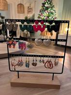 Heel veel leuke (15 paar) oorbellen kleurrijk, Ophalen of Verzenden, Zo goed als nieuw, Overige kleuren, Overige materialen