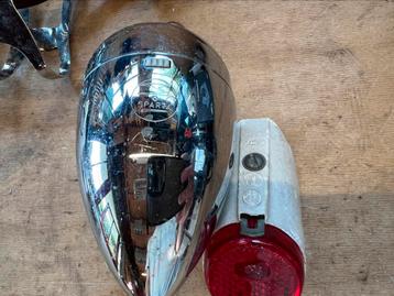 Sparta koplamp en Lucia achterlamp beschikbaar voor biedingen