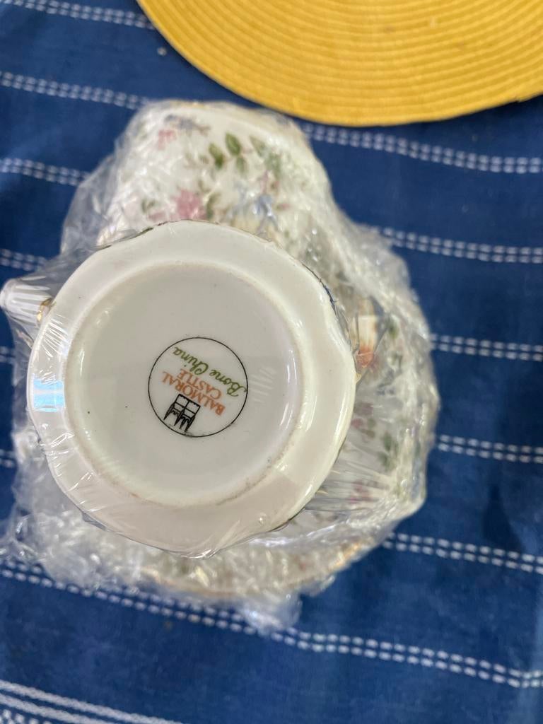 Balmoral Castle Bone China Kop en Schotel (6 stuks), Huis en Inrichting, Keuken | Servies, Gebruikt, Ophalen of Verzenden, Overige stijlen