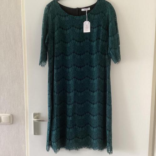 Groene jurk Paprika maat 42/44, Kleding | Dames, Jurken, Nieuw, Maat 42/44 (L), Groen, Onder de knie, Ophalen
