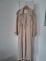 Modstrom trenchcoat zandkleur 38, Ophalen of Verzenden, Zo goed als nieuw, Maat 38/40 (M), Beige