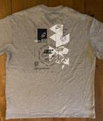 Nike “Swooshtopia” T-shirt XL nieuw met kaartjes, Nieuw, Grijs, Maat 56/58 (XL), Nike