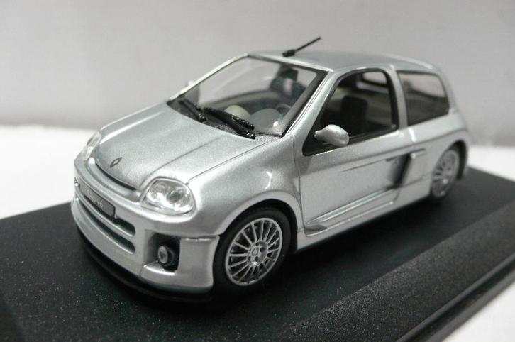 renault sport clio v6 1999   1/43, Hobby en Vrije tijd, Modelauto's | 1:43, Nieuw, Auto, Overige merken, Verzenden