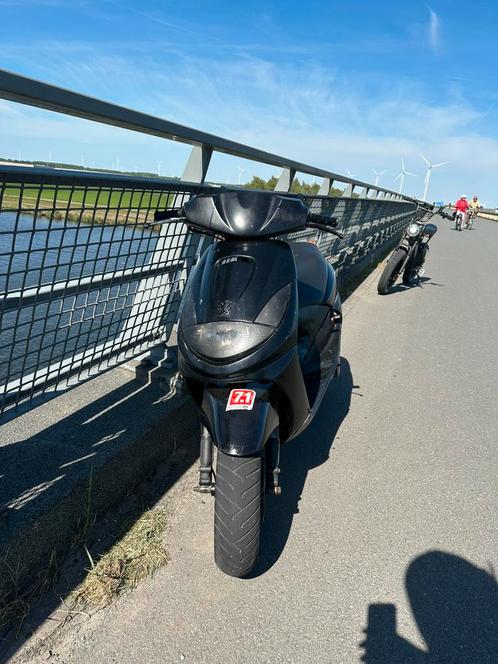 Vivacity 70cc Malossi, Fietsen en Brommers, Brommers | Peugeot, Zo goed als nieuw, Ophalen