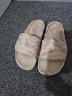 Adidas slippers, Ophalen of Verzenden, Zo goed als nieuw