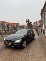 F31 BMW 3-Serie 320I Luxury Touring ZGOH!, Auto's, BMW, Beige, 4 cilinders, Zwart, Stationwagon
