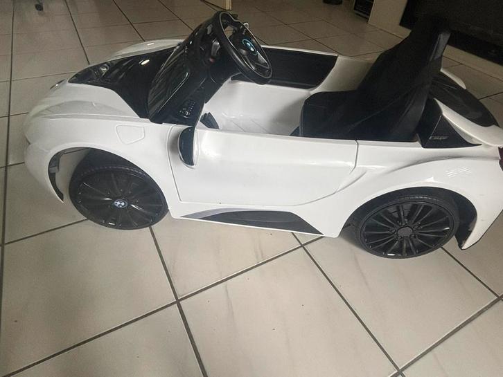 Elektrische kinderauto: Bmw I8 coupe, Kinderen en Baby's, Speelgoed | Buiten | Accuvoertuigen, Zo goed als nieuw, Ophalen of Verzenden