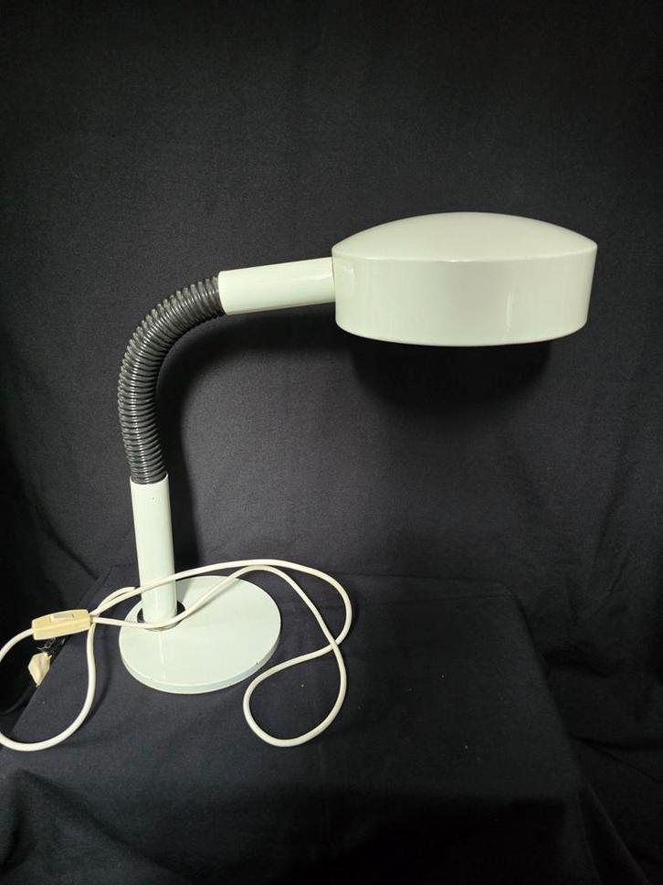 Mooi vintage tafel- /bureaulamp, Hala, Zeist, mooie staat., Huis en Inrichting, Lampen | Tafellampen, Gebruikt, Minder dan 50 cm