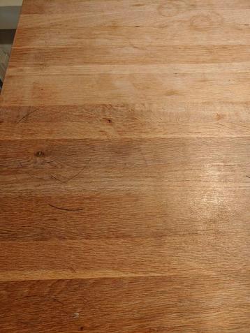 Eikenhouten Eettafel - Robuust & Stijlvol beschikbaar voor biedingen