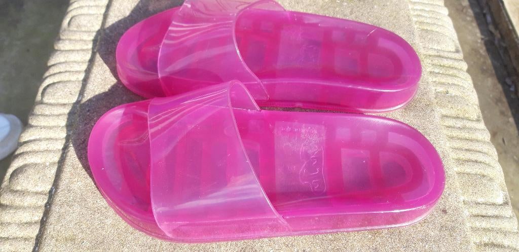 Roze slippers 35, Meisje, Overige typen, Ophalen of Verzenden, Zo goed als nieuw