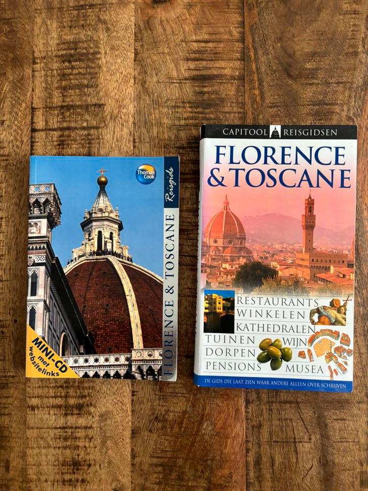 Florence & Toscane Reisgidsen, Capitool & Thomas Cook €10,00, Boeken, Reisgidsen, Zo goed als nieuw, Reisgids of -boek, Europa