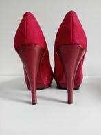 Mooie rode pumps., Ophalen, Schoenen met hoge hakken, Gedragen, Rood
