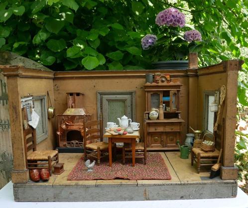 antieke poppenhuis kamer, Antiek en Kunst, Antiek | Speelgoed, Ophalen