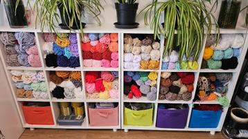 Shelving units beschikbaar voor biedingen