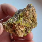 Pyromorfiet uit Frankrijk (2), Verzamelen, Mineralen en Fossielen, Ophalen of Verzenden, Mineraal
