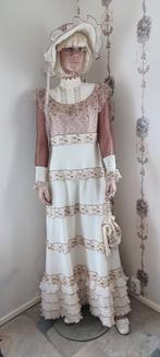 Vintage Mannequin met Trouwjurk 'Ein Pagels Modell', Wit, Zo goed als nieuw, Ein Pagels Modell, Onder de knie