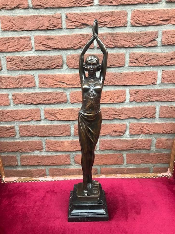 oud bronzen beeld, elegante dame, Antiek en Kunst, Antiek | Koper en Brons, Brons, Ophalen of Verzenden