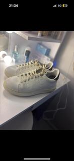 louis vuitton schoenen, Kleding | Dames, Schoenen, Ophalen of Verzenden, Zo goed als nieuw, Sneakers of Gympen