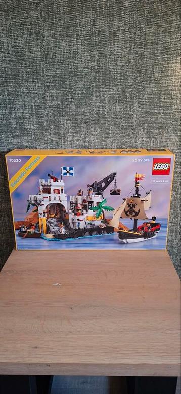 LEGO 10320 Eldorado Fortress - Nieuw in doos! beschikbaar voor biedingen