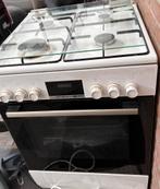 Bosch gasfornuis, Zo goed als nieuw, Gas, 4 kookzones, Ophalen of Verzenden