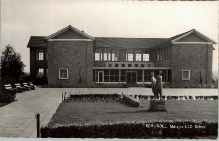 Schijndel Meisjes ULO school, Verzamelen, Ansichtkaarten | Nederland, Ongelopen, Noord-Brabant, 1940 tot 1960, Verzenden