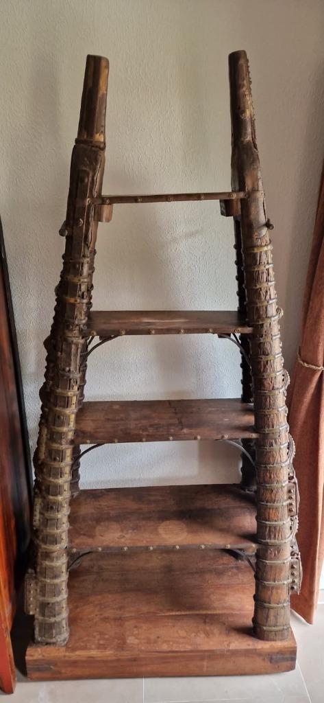 Unieke kast – originele ossekar uit Indonesië, Antiek en Kunst, Antiek | Meubels | Kasten, Ophalen of Verzenden