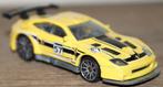 MATTEL Hot Wheels 2011 - FERRARI 575 GTC geel & zwart, Hobby en Vrije tijd, Modelauto's | Overige schalen, Ophalen of Verzenden