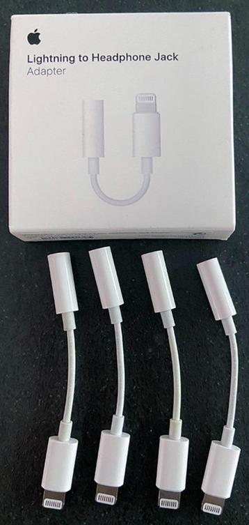 5 stuks Apple A1749 - Lightning to Headphone Jack Adapter  beschikbaar voor biedingen