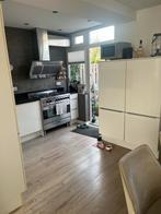 Complete keuken met inbouwapparatuur., Ophalen, Gebruikt, Wit, Hoekkeuken