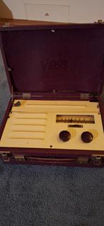Oude Vidor radio in koffer, Audio, Tv en Foto, Radio's, Ophalen