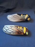 2 Vintage French Majolica Cicada Shaped Wall Pocket Vases, Ophalen of Verzenden