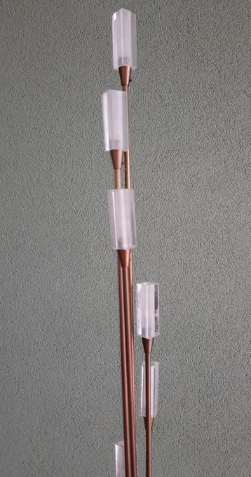 Staande Lamp 190 cm beschikbaar voor biedingen