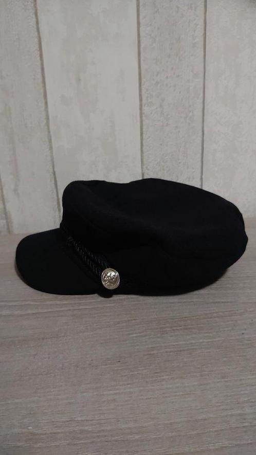 Pet van NA-KD, Kleding | Dames, Hoeden en Petten, Zo goed als nieuw, Pet, Ophalen of Verzenden