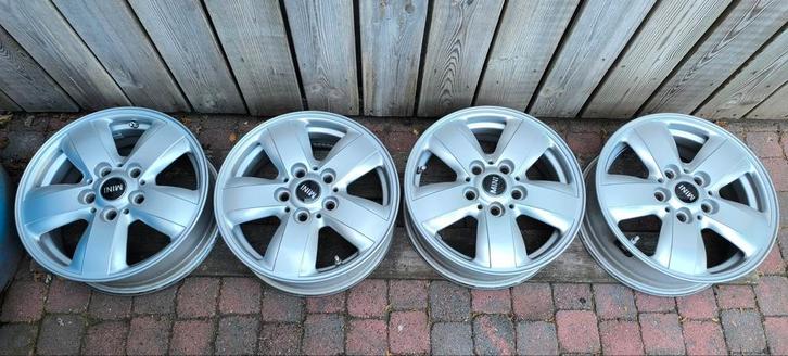 Mini helispoke 5.5x15 als nieuw met TPMS sensoren., Auto-onderdelen, Banden en Velgen, Banden en Velgen, Winterbanden, Gebruikt