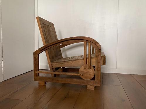 “The lonely chair” Een geweldige teakhouten stoel uit Bali!, Huis en Inrichting, Stoelen, Nieuw, Eén, Hout, Bruin, Ophalen