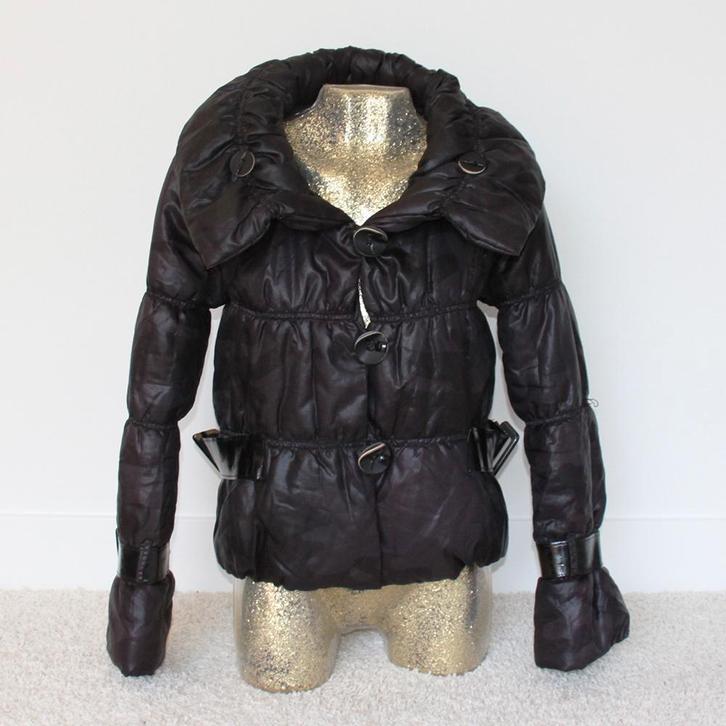 Mooie Charfen Jas (M) € 25,-, Kleding | Dames, Jassen | Winter, Zo goed als nieuw, Maat 38/40 (M), Zwart, Ophalen of Verzenden