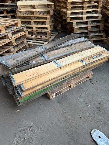 Palletranden 80x120 beschikbaar voor biedingen