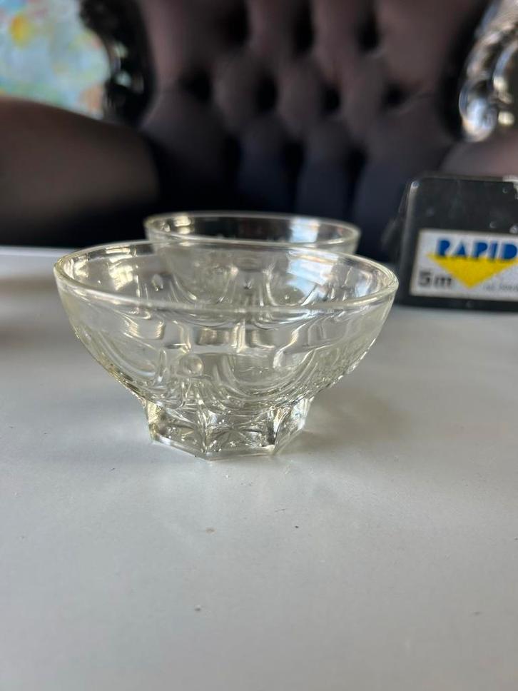 Glazen schaaltjes, set van..., Huis en Inrichting, Woonaccessoires | Schalen en Manden, Zo goed als nieuw, Schaal, Rond, Glas