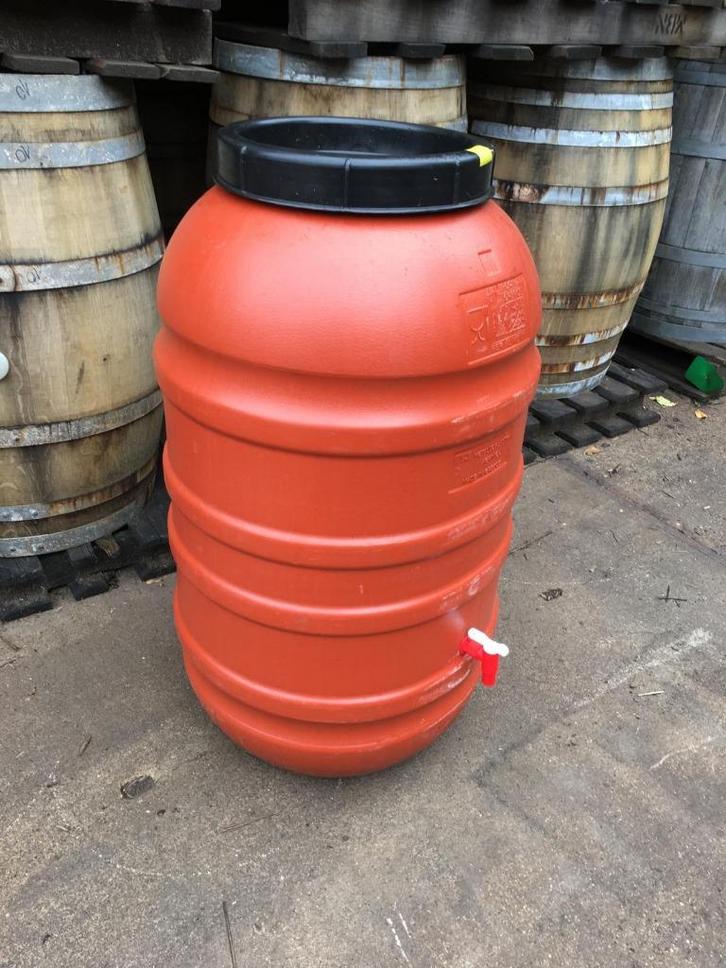Regenton € 19,95 bij de specialist, gevestigd in unieke Silo, Tuin en Terras, Regentonnen, Zo goed als nieuw, Hout, 150 liter of meer